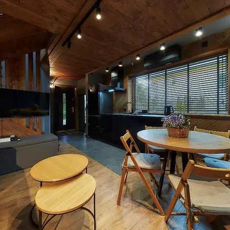 木屋 1010 M 扎布